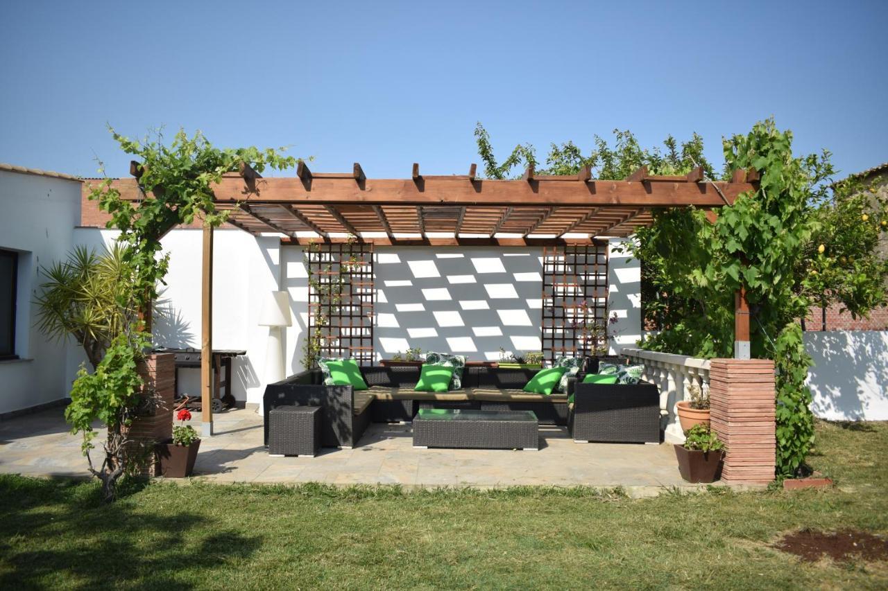 Newly Renovated Large Villa With Garden Castello  D'Empuries Extérieur photo